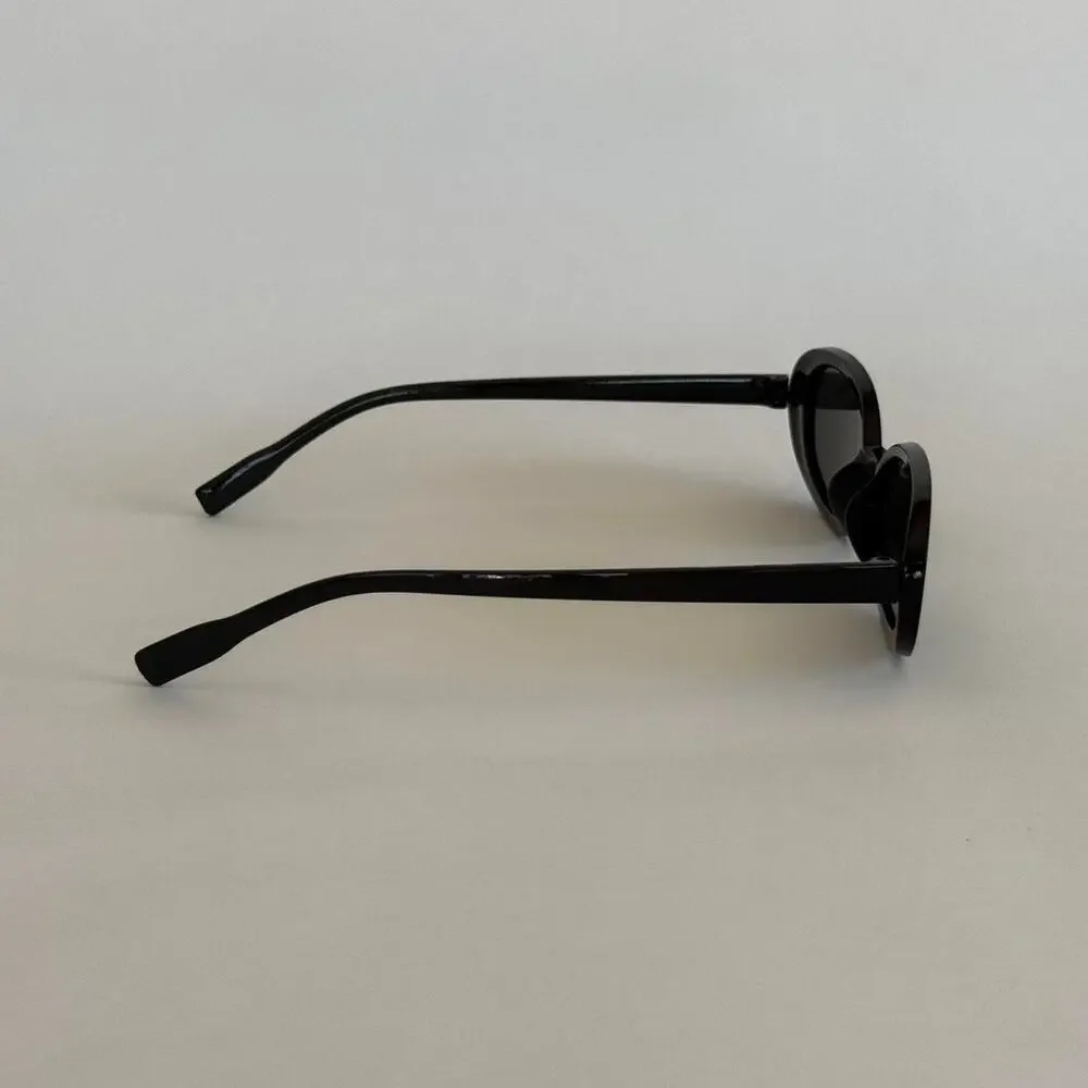 Black frame and black